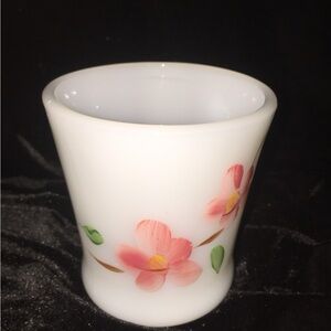 Vintage FireKing 'Gay Fad' milk glass mug with d handle EUC